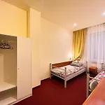 Fry House Hostel - 15Min To Dworzec Zachodni, 5Min To Klub Progresja * Warszawa