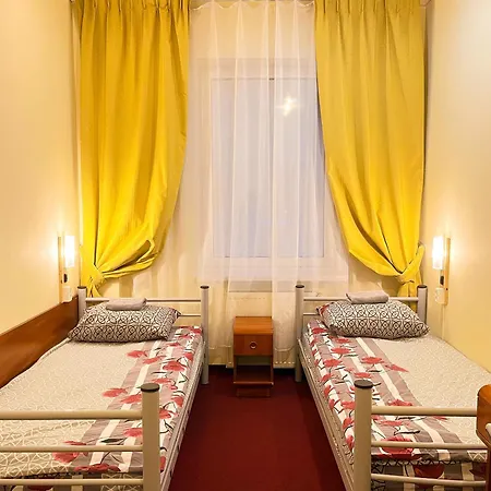 Fry House Vandrerhjem *