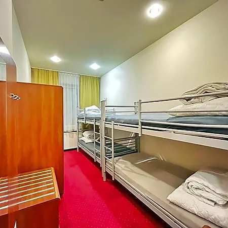 Hostal Fry House - 15min To Dworzec Zachodni, 5min To Klub Progresja Varsovia
