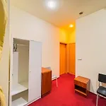 Fry House Hostel - 15Min To Dworzec Zachodni, 5Min To Klub Progresja ורשה